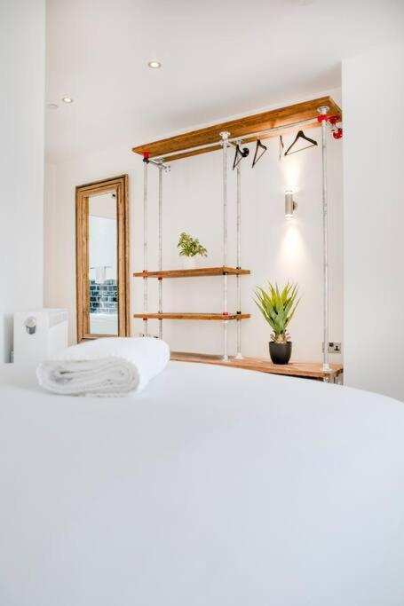 Central Townhouse With Roof Terrace Mánchester Exterior foto